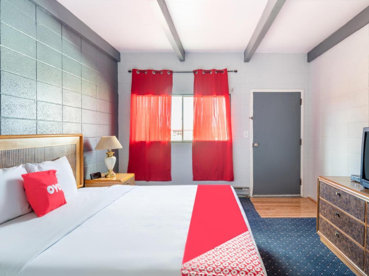 Oyo Hotel Hanksville, Ut Esterno foto