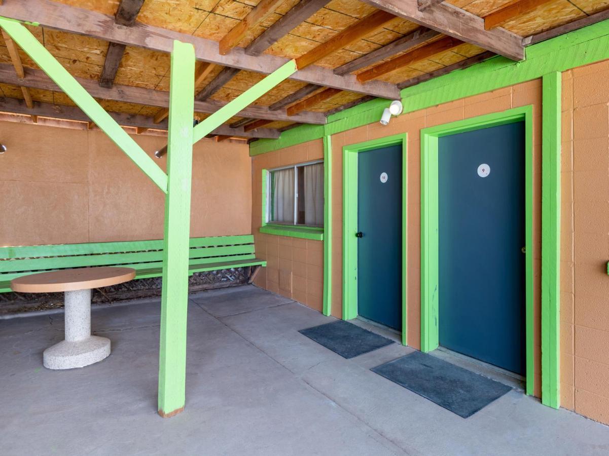 Oyo Hotel Hanksville, Ut Esterno foto